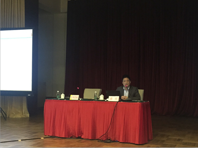 北京国脉互联信息顾问有限公司董事长、首席研究员杨冰之在会议中做了《互联网+下政府网站集约化建设思路》主题培训 北京国脉互联信息顾问有限公司董事长、首席研究员杨冰之在会议中做了《互联网+下政府网站集约化建设思路》主题培训