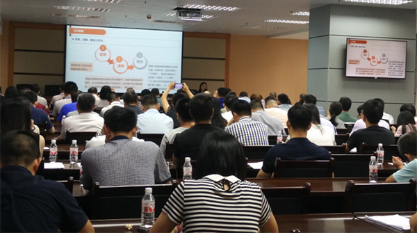 国脉专家王玲、易彬娅赴南宁开展政务信息系统整合共享培训